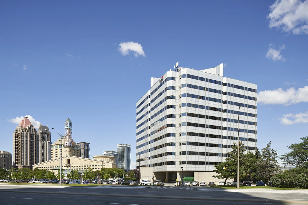 1102 - 201 City Centre Drive, Mississauga, ON