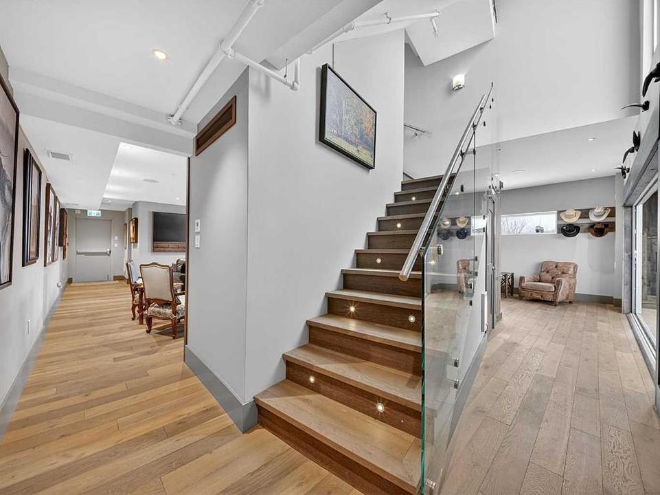 1015 11 Street Southeast, Calgary, AB
