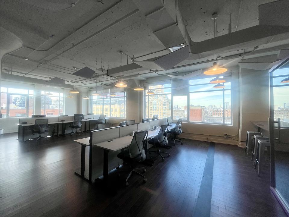 800 - 119 Spadina Avenue, Toronto, ON