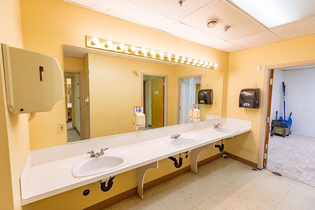 13855 68 Avenue, Surrey, BC
