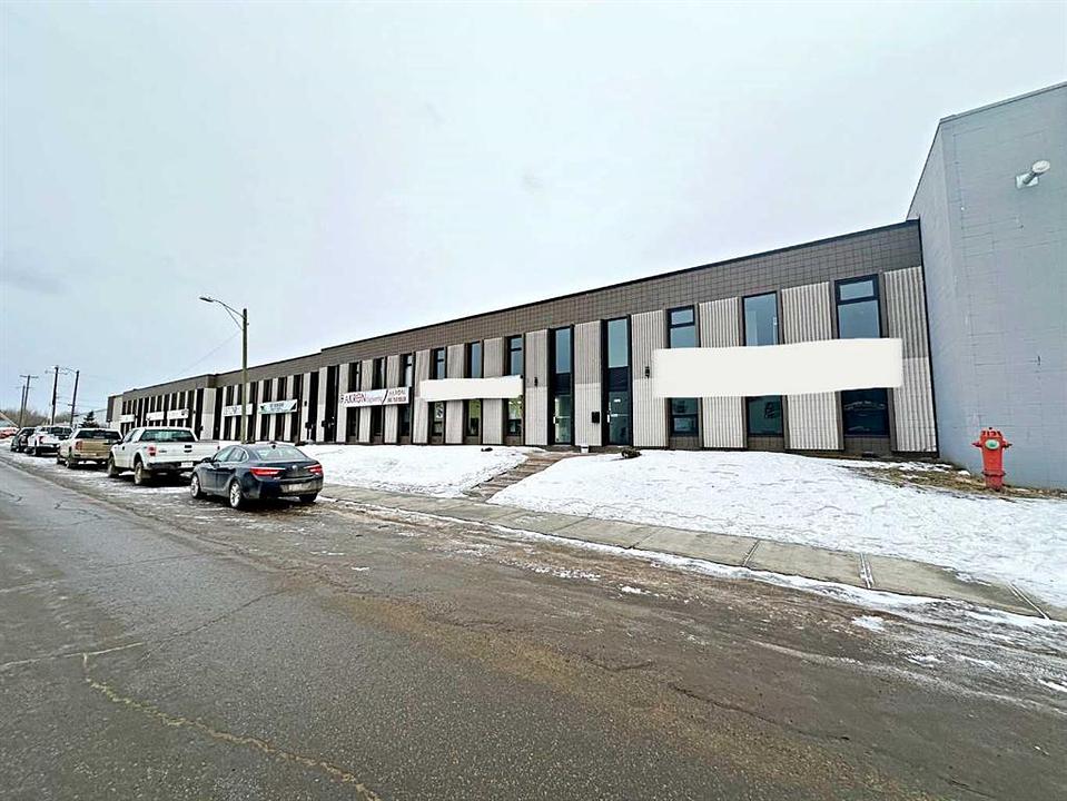 8127 Fraser Avenue, Fort McMurray, AB
