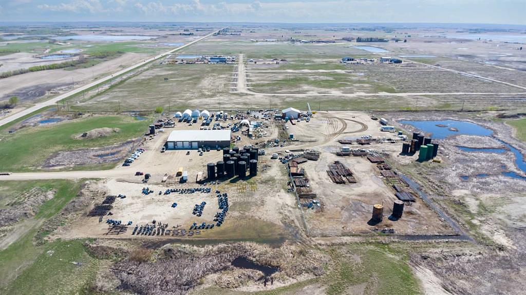 NW 33-49-27-3, Rural, SK