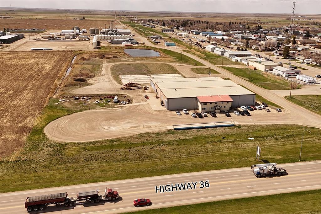 111 1 Street North, Vauxhall, AB