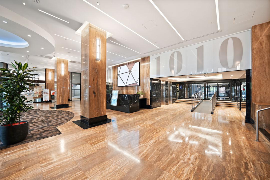 1010 Rue Sherbrooke Ouest, Montréal, QC