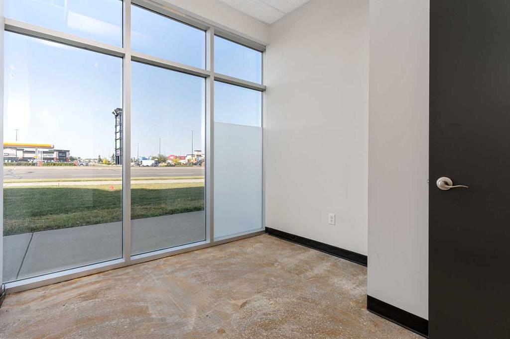 6708 48 Avenue, Camrose, AB