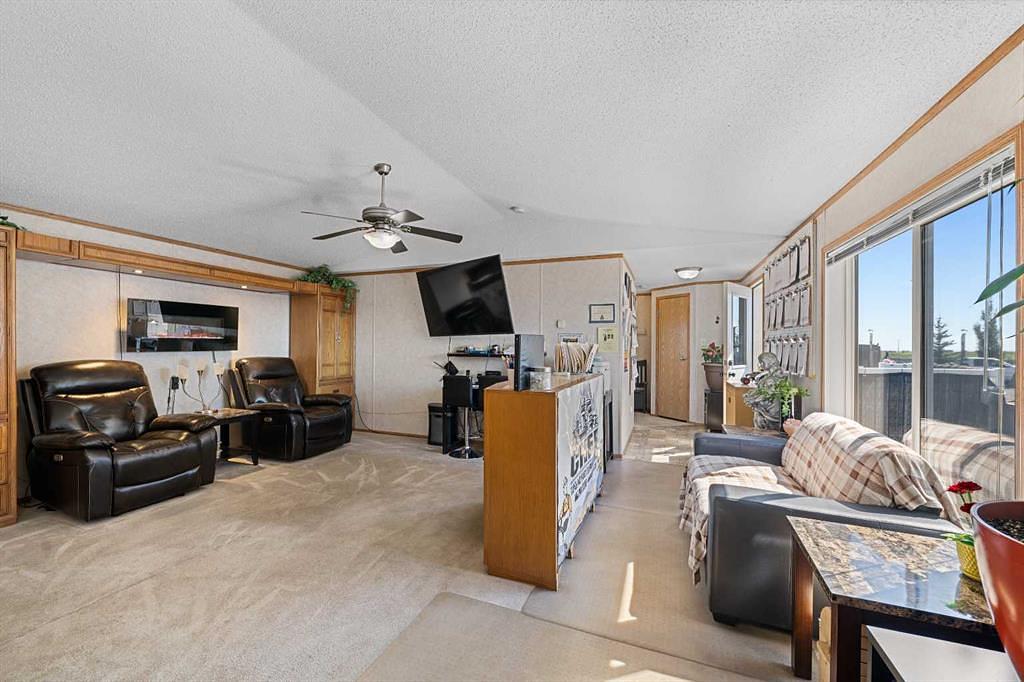 81 Barstow Street, Carseland, AB
