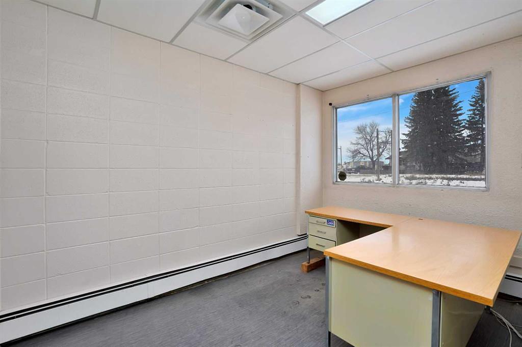 4407 45A Avenue, Rocky Mountain House, AB
