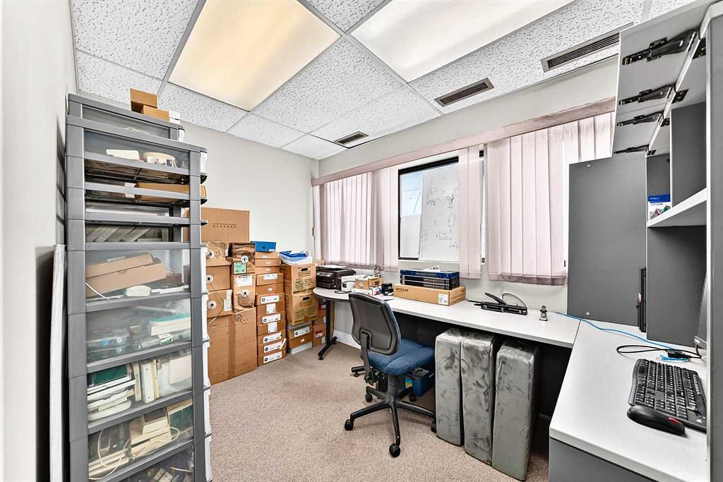 4722 1 Street Southwest, Calgary, AB
