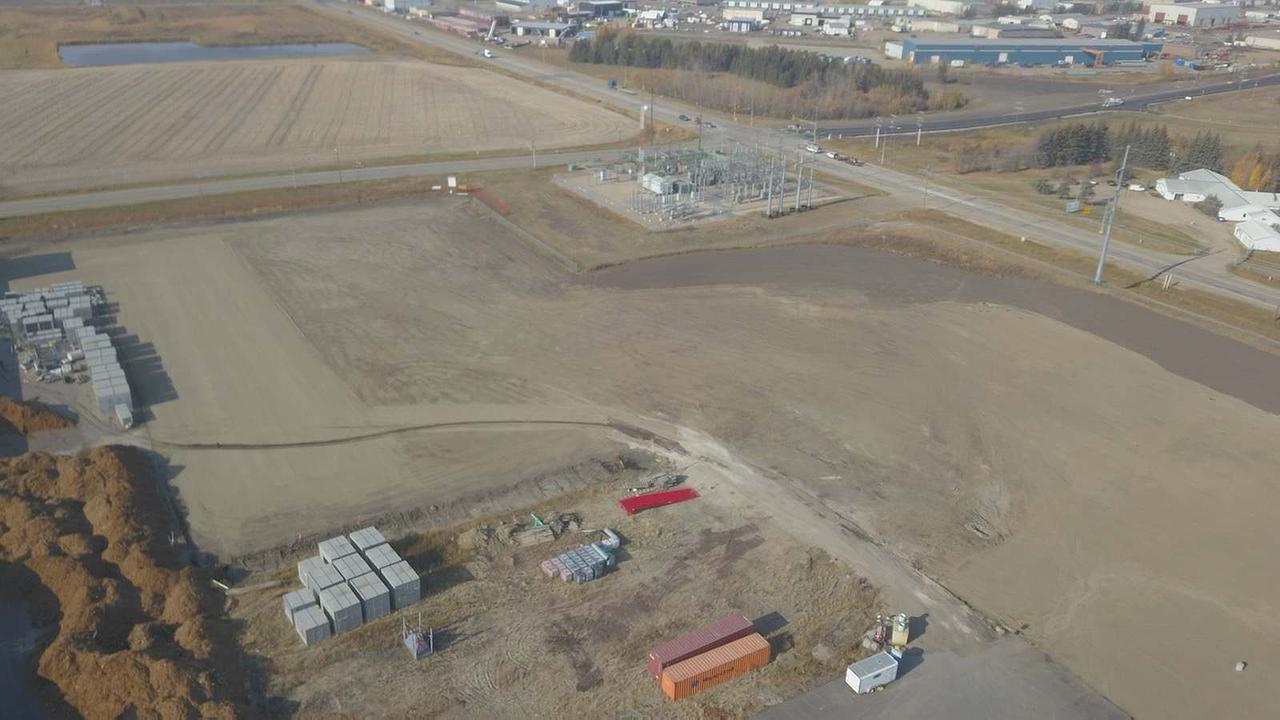902 9 Avenue, Nisku, AB