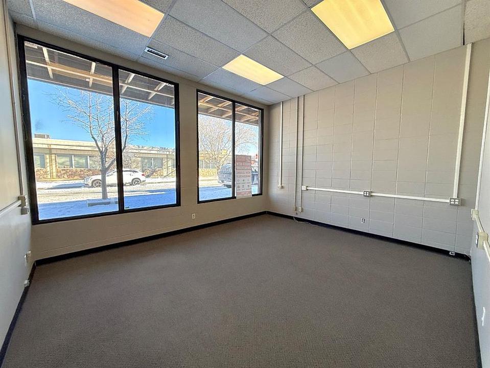 Bay 4/5 - 105 Government Road, Hinton, AB