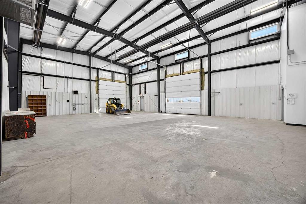 240086 Frontier Crescent, Rocky View County, AB
