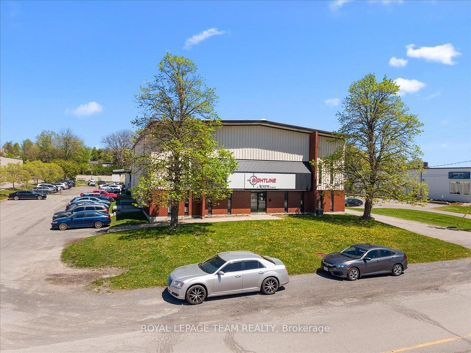 24 Edgewater Street, Ottawa, ON
