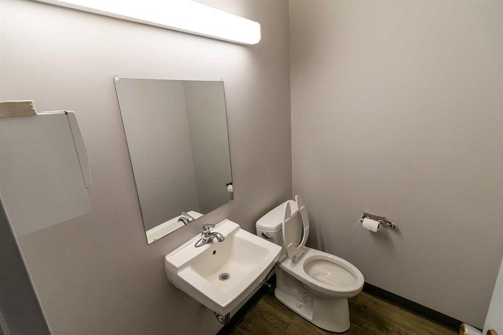 7026 30 Street Southeast, Calgary, AB