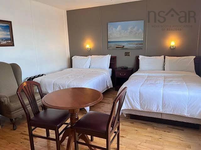 100 Kings Road, Sydney, NS