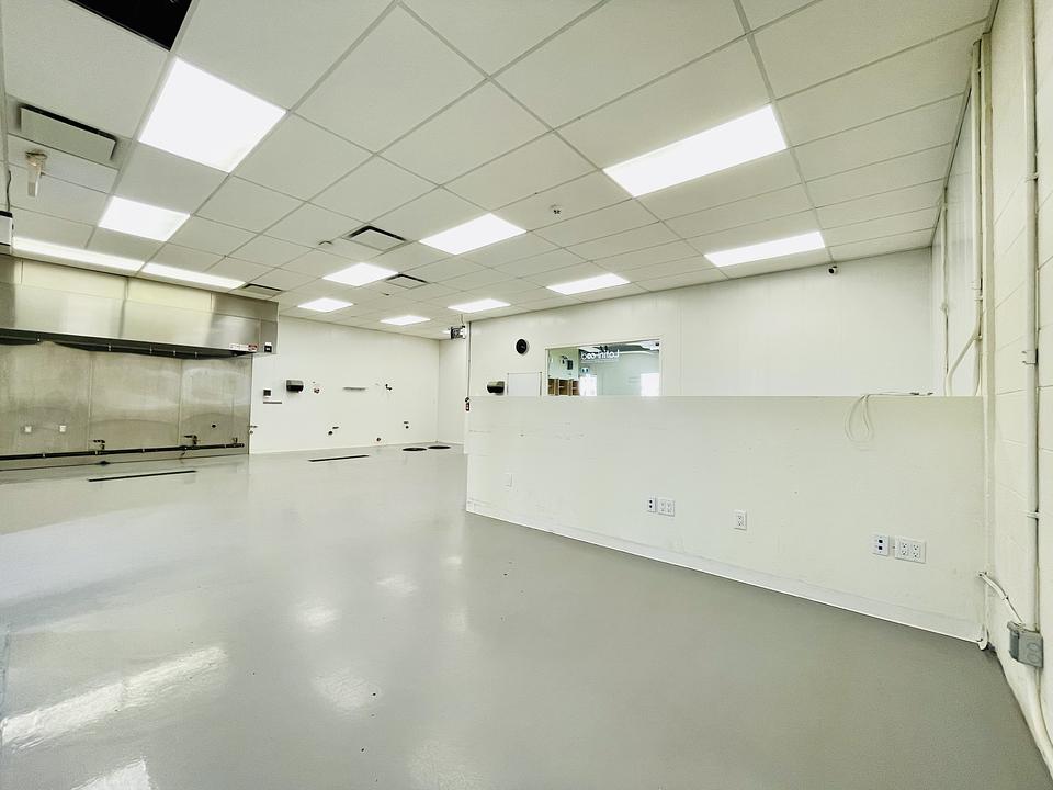 03 - 6103 Centre Street South, Calgary, AB