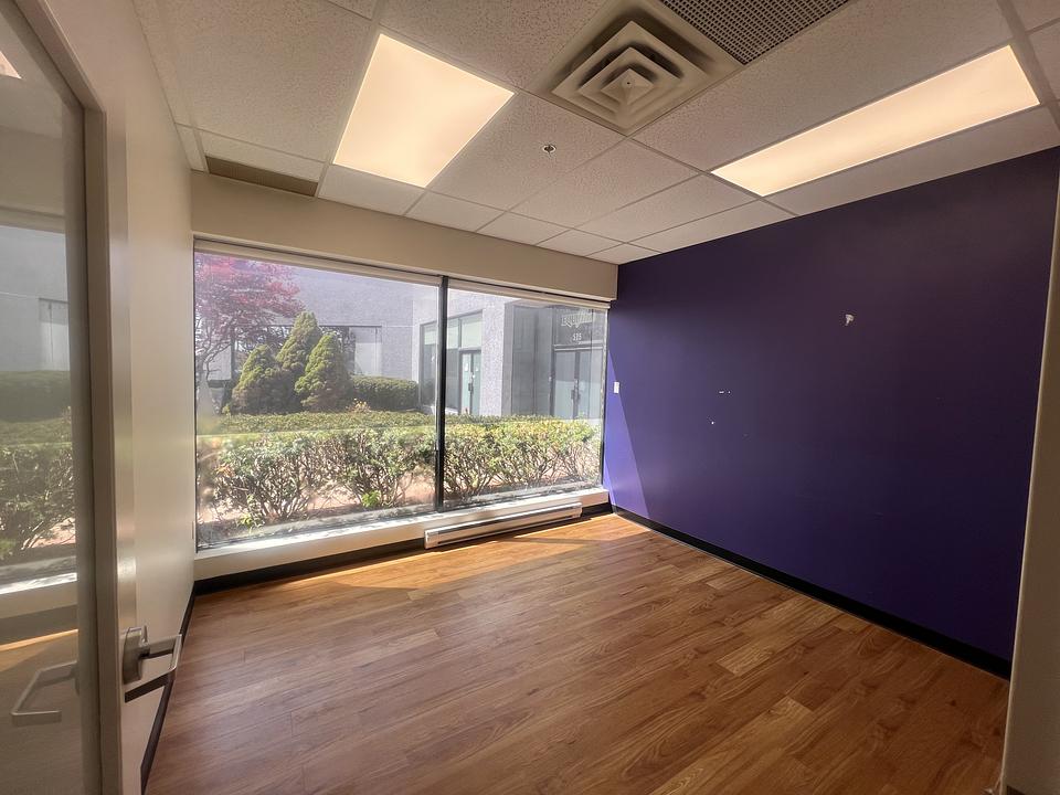 T21-600 - 202 Brownlow Avenue, Dartmouth, NS