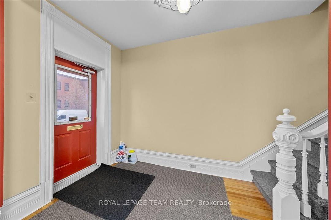 17 Arlington Avenue, Ottawa, ON