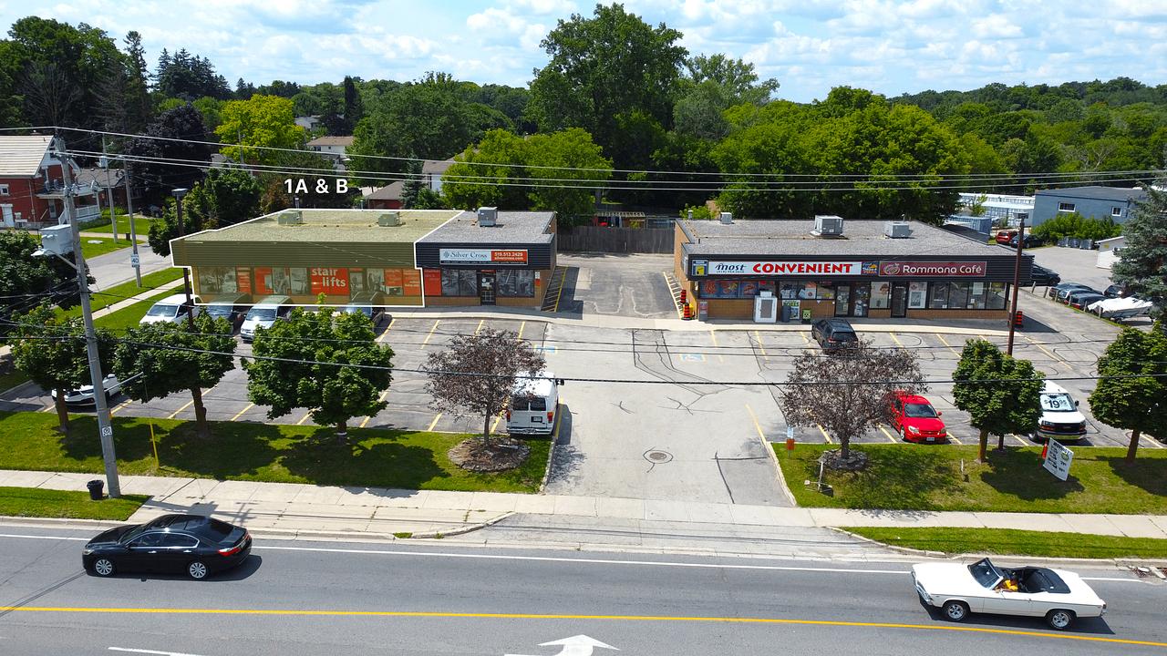 1A & B - 569 Lancaster St W, Kitchener, ON