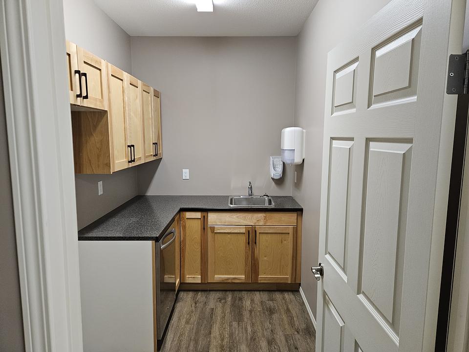 104 - 239 Spruce Street, Red Deer, AB