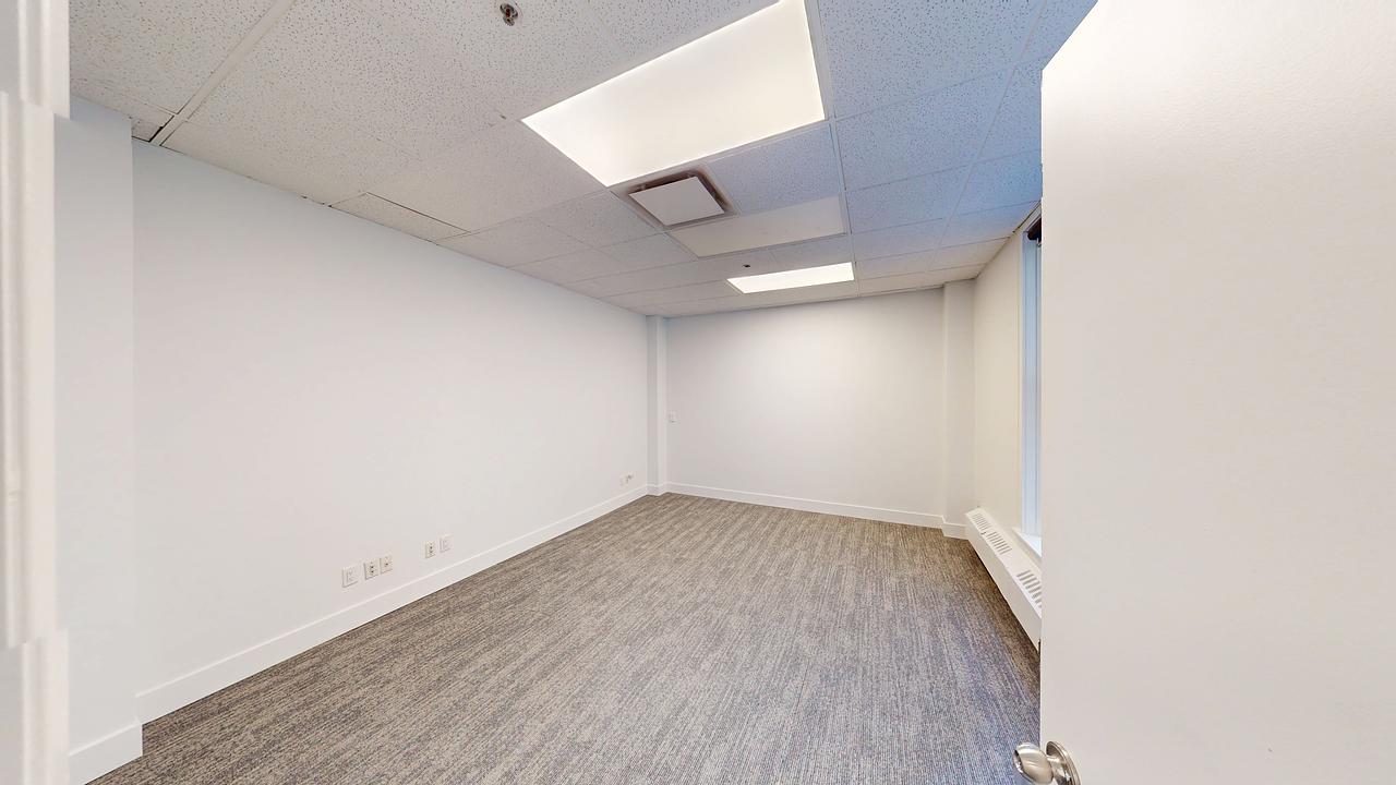 218 - 744 West Hastings Street, Vancouver, BC