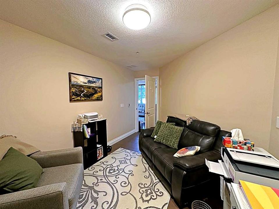 102 - 10110 Fraser Avenue, Fort McMurray, AB
