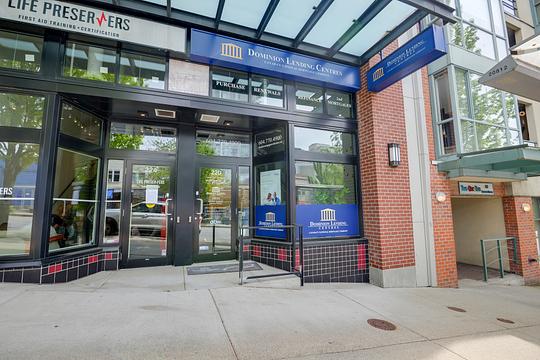 220 Lonsdale Avenue, North Vancouver, BC