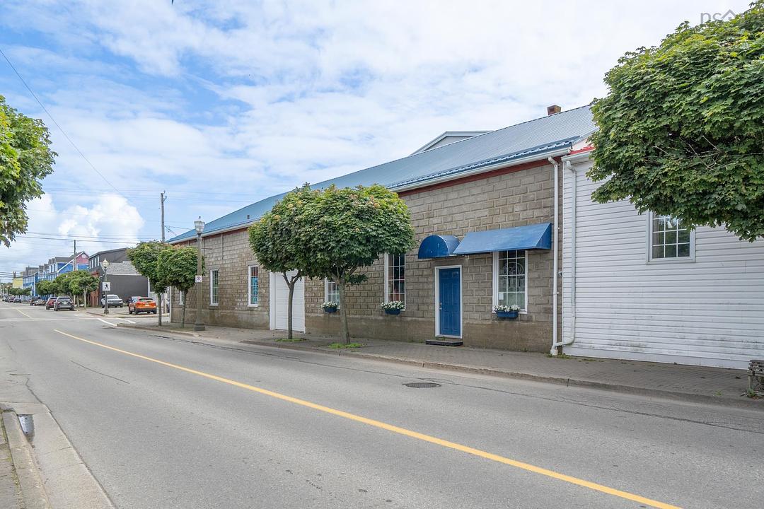 1 Central Street, Yarmouth, NS
