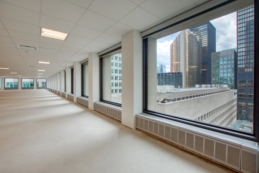800 - 18 Wellington Street West, Toronto, ON