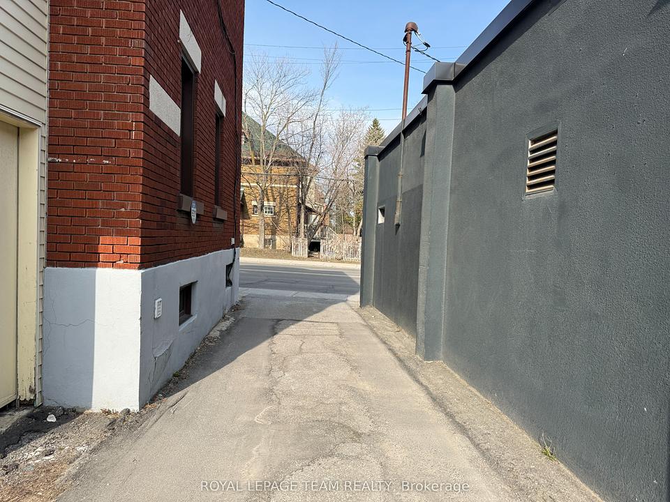 790 Bronson Avenue, Ottawa, ON
