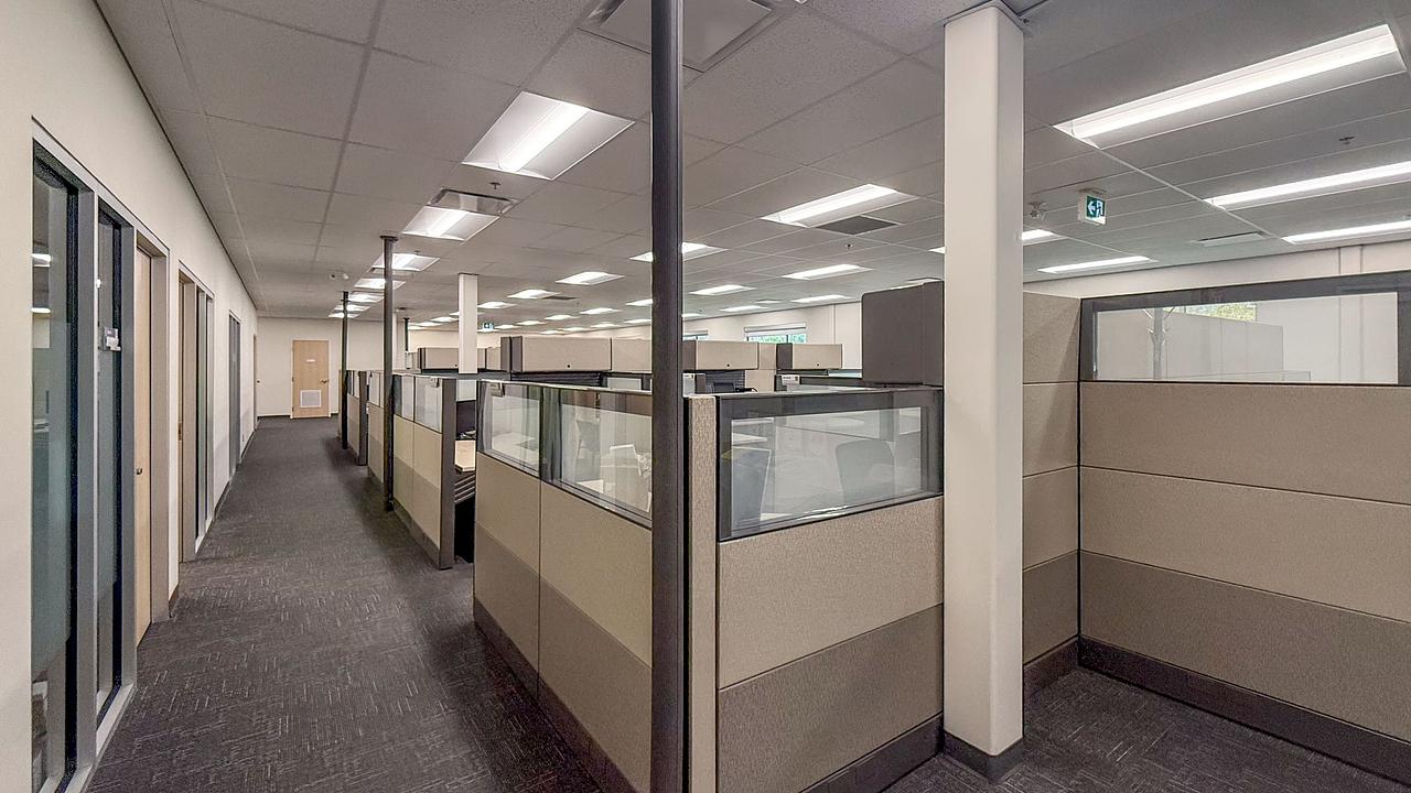 100 - 1090 Manhattan Drive, Kelowna, BC