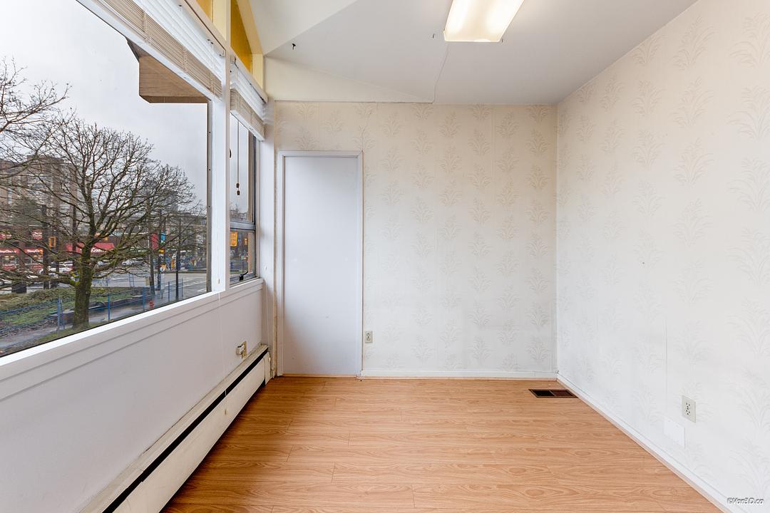 106 - 2096 West 41st Avenue, Vancouver, BC