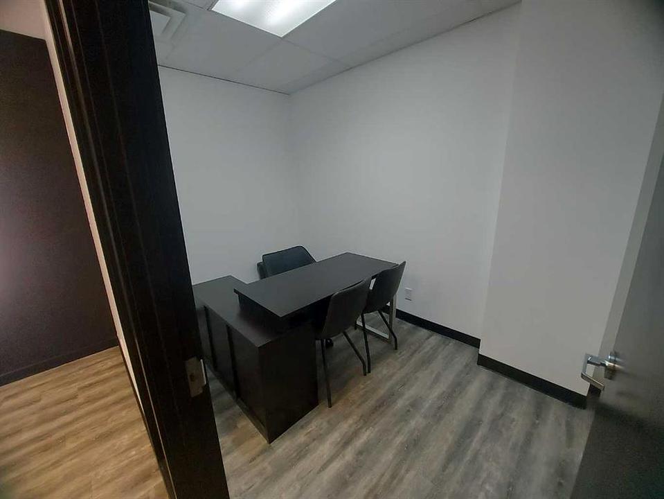 1 - 4418 50 Avenue, Red Deer, AB
