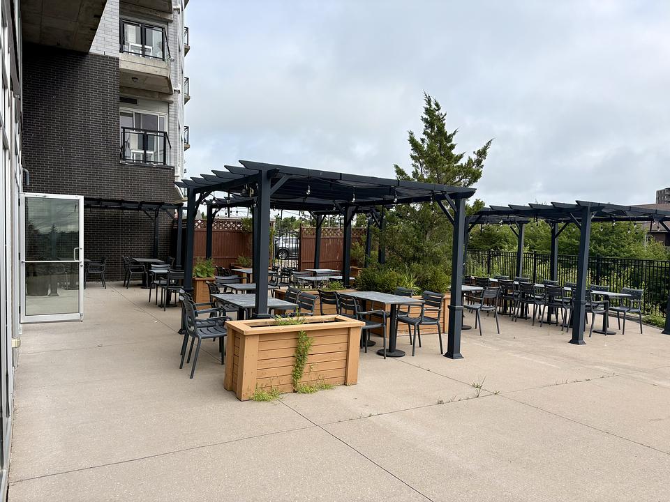 650 Washmill Lake Dr, Halifax, NS