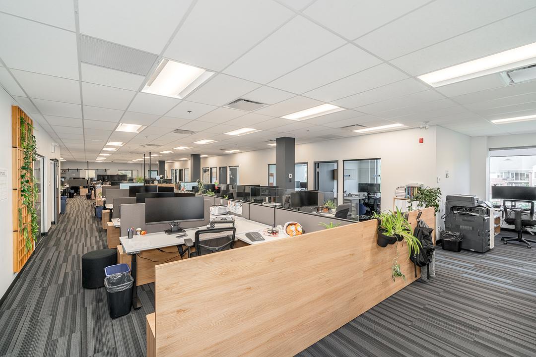 825 Boulevard Lebourgneuf, Québec, QC