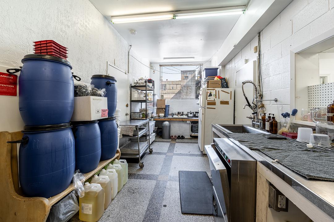 1247 Rue Bélanger, Montréal, QC