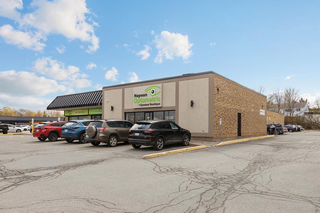 2194 Robertson Rd, Ottawa, ON