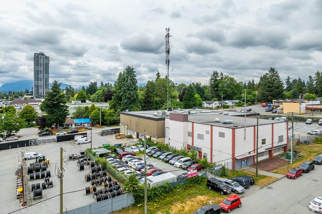 13661 104A AVENUE, Surrey, BC