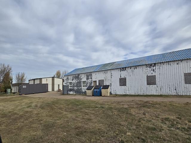 14413 HWY 16A, Vegreville, AB