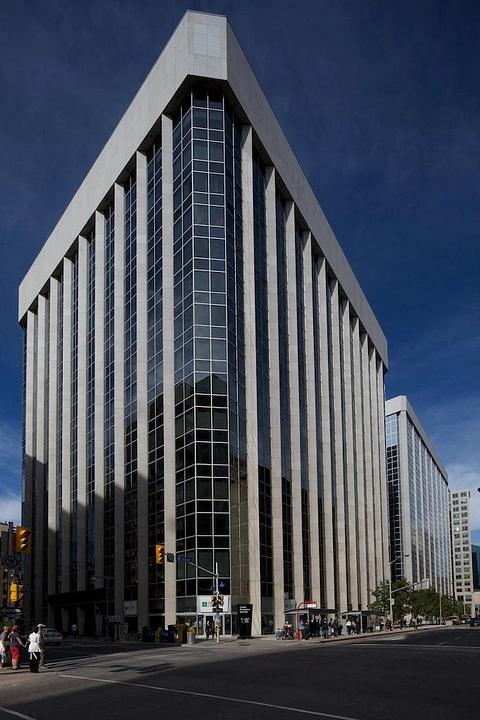 B101 - 99 Bank Street, Ottawa, ON