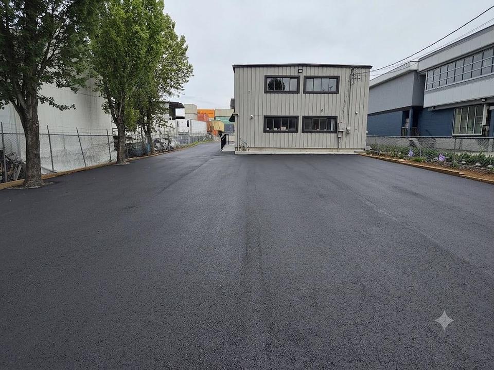 13087 116 Avenue, Surrey, BC