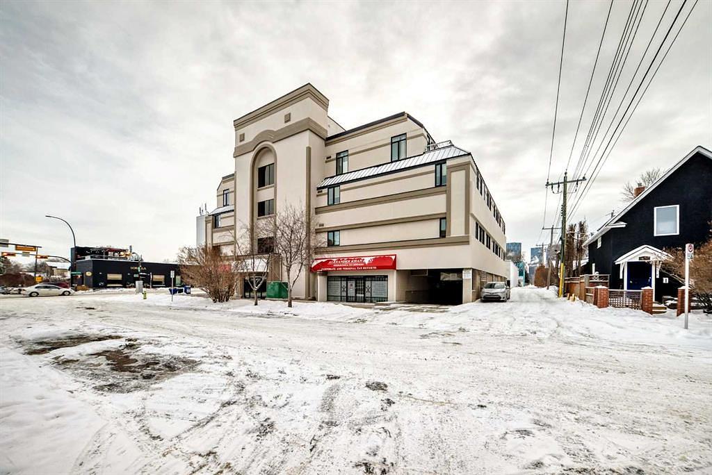 5,9,15 - 1015 Centre Street Northwest, Calgary, AB