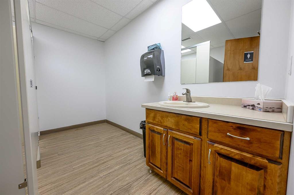 Lower/Basement - 11725 105 Street, Grande Prairie, AB