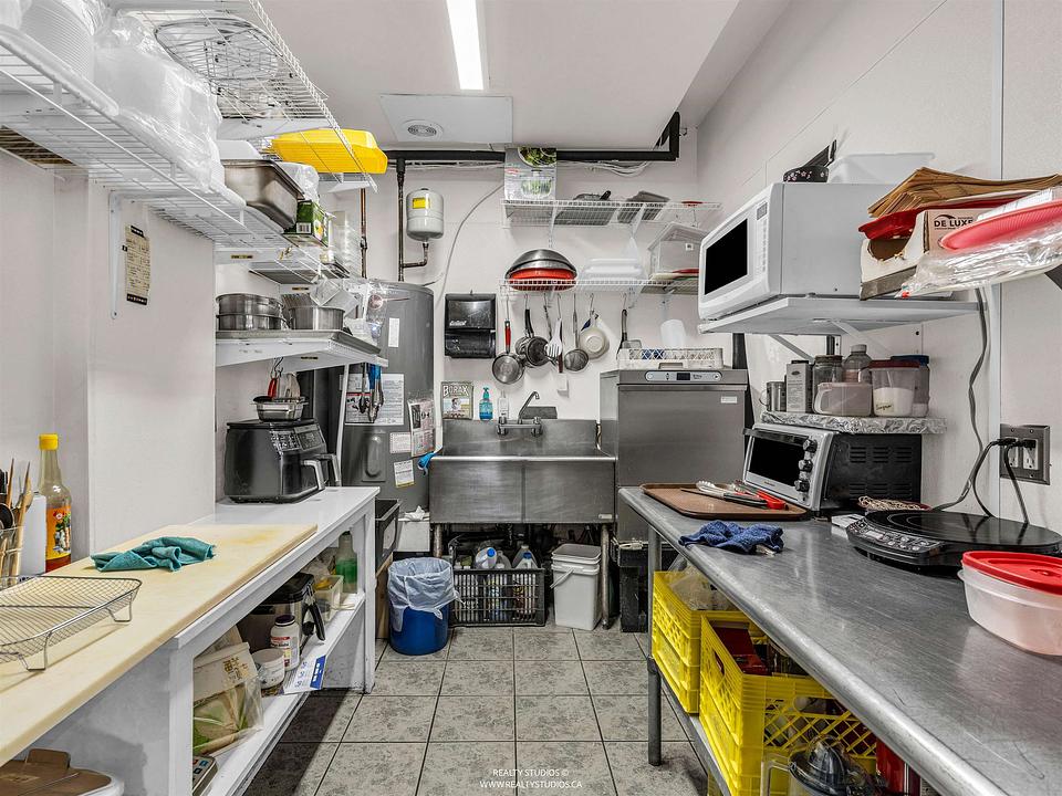 4572 West 10th Avenue, Vancouver, BC