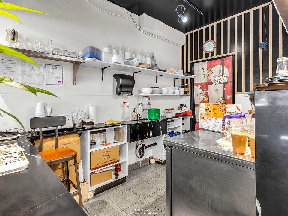 4572 West 10th Avenue, Vancouver, BC