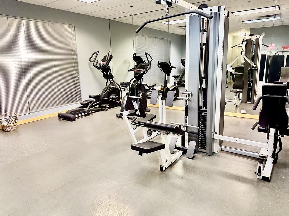 Beta Collective - 3999 Henning Drive, Burnaby, BC