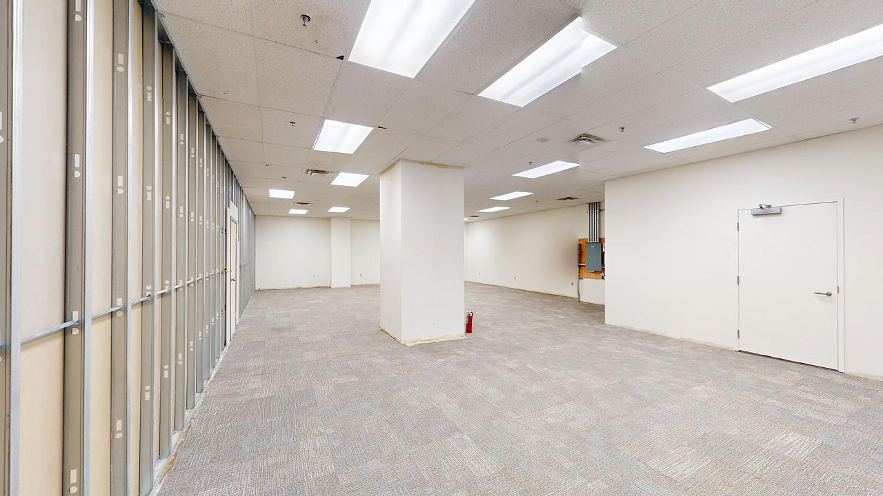 105 - 320 Queen Street, Ottawa, ON