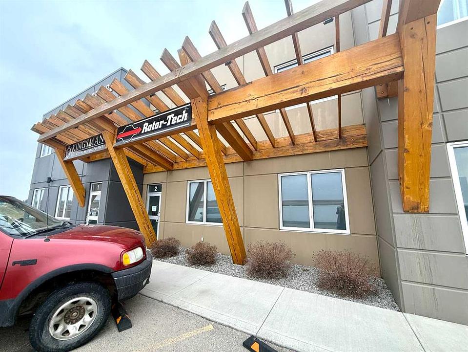2 - 5220 Duncan Avenue, Blackfalds, AB