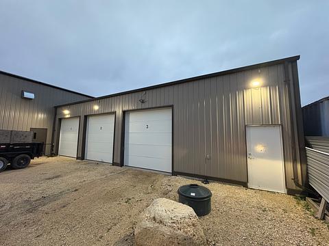 17 Don Valley Parkway, Oakbank, MB