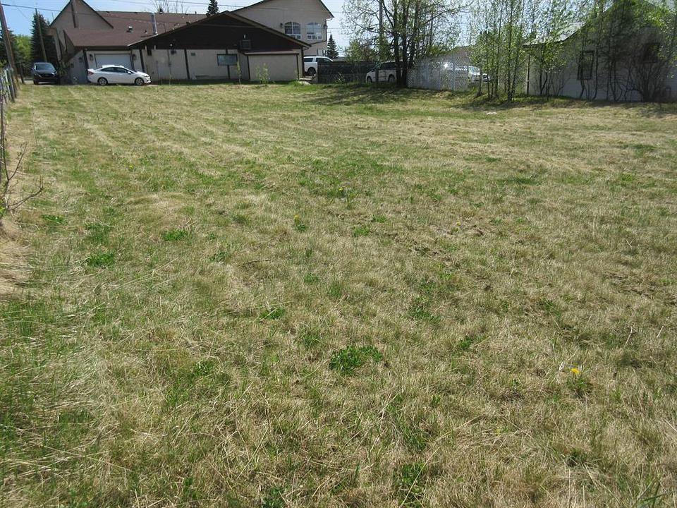 4807 4809 - 49 Street, Rocky Mountain House, AB