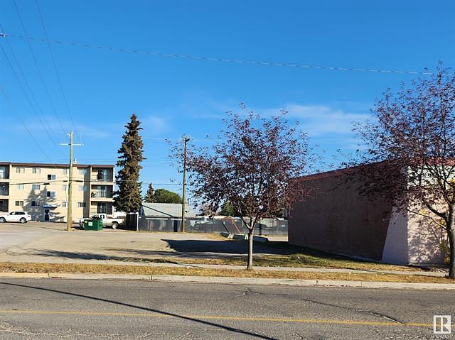 5212 52 Avenue, Drayton Valley, AB